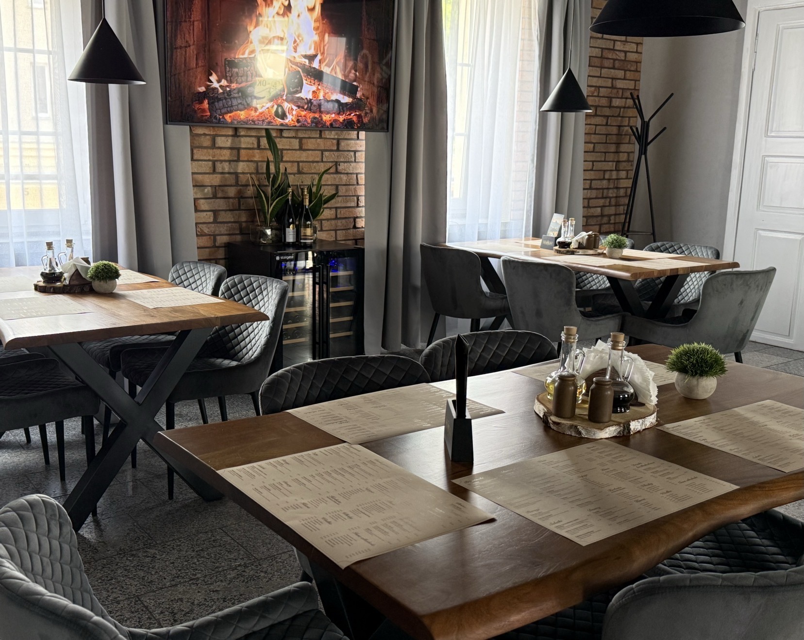 Detal odrestaurowanego wnętrza restauracji